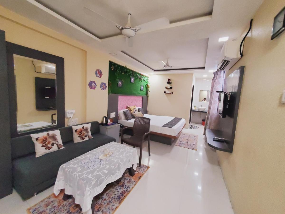 Hotel Mari Aai Residency Navi Mumbai Exterior foto