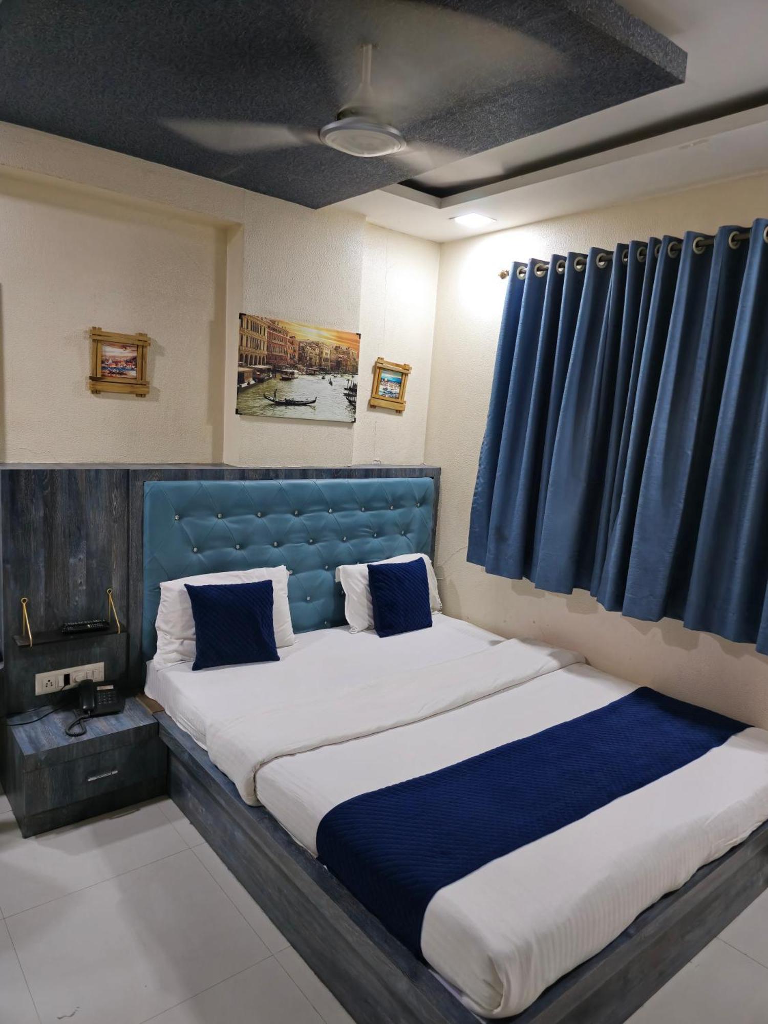 Hotel Mari Aai Residency Navi Mumbai Habitación foto